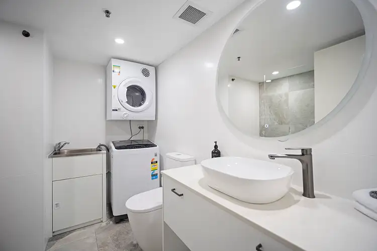 Fifth view of Homely unit listing, 1702/88 Marine Parade, Coolangatta QLD 4225