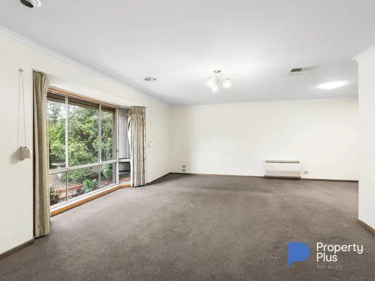 Second view of Homely house listing, 7 Hollywood Court,, Strathdale VIC 3550