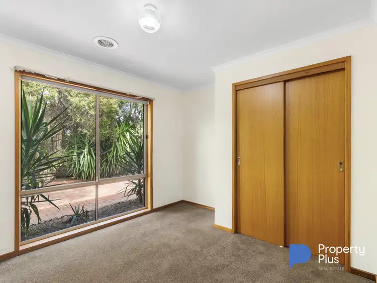 Fourth view of Homely house listing, 7 Hollywood Court,, Strathdale VIC 3550