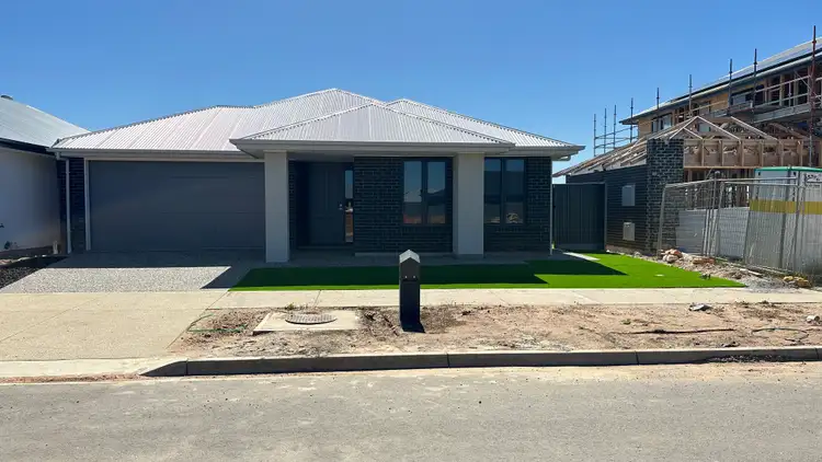 11 Pelican Drive, Riverlea Park SA 5120