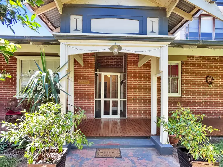 129 Third Avenue, Narromine NSW 2821