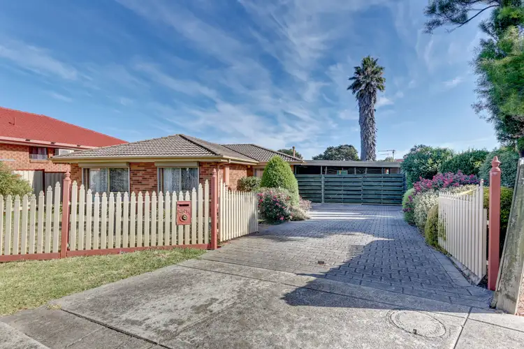 15 Dalton Court, Meadow Heights VIC 3048