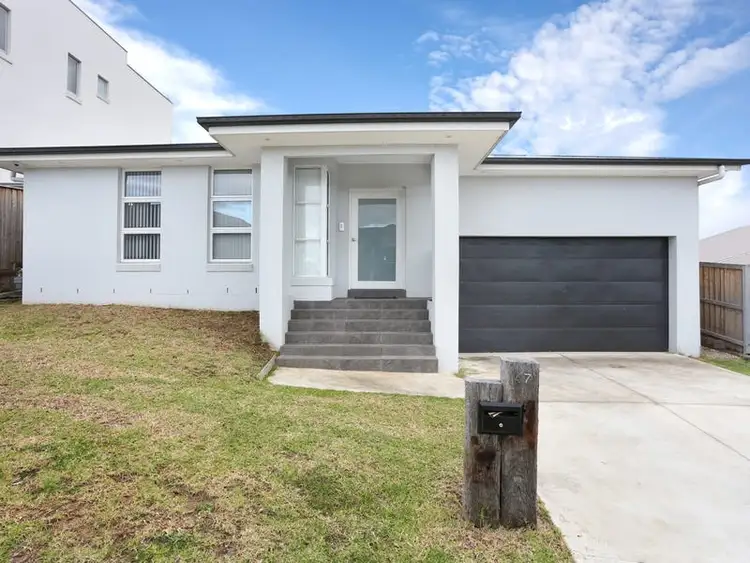 47 Mahoney Drive, Campbelltown NSW 2560