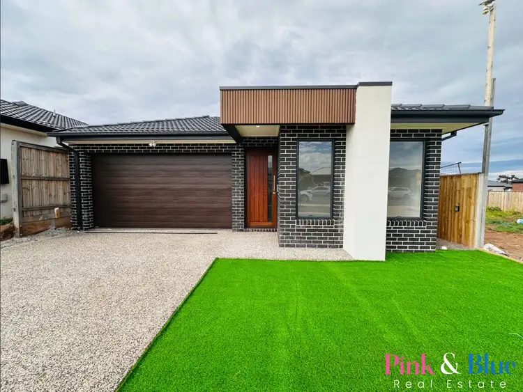 21 Hampshire Avenue, Rockbank VIC 3335