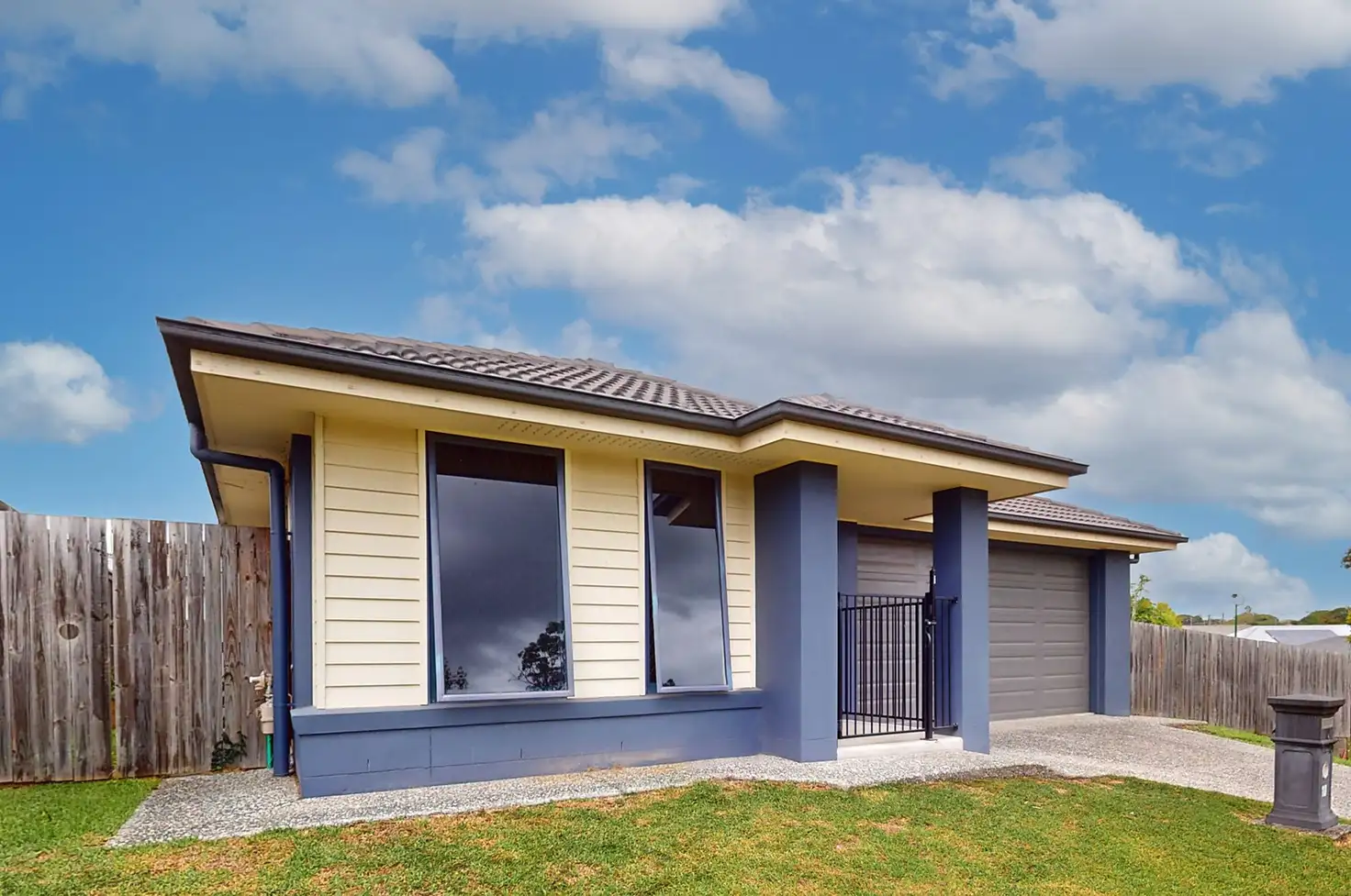 Main view of Homely house listing, 10 Dinnigan Crescent, Durack QLD 4077