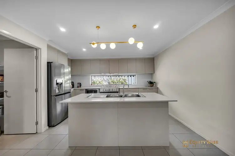 Fifth view of Homely house listing, 7 Bush Street, Manor Lakes VIC 3024