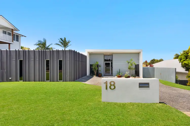 18 Bellbird Place, Peregian Springs QLD 4573