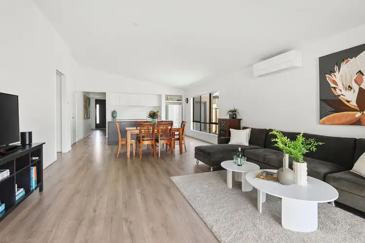 44 Sittela Street, Mount Duneed VIC 3217