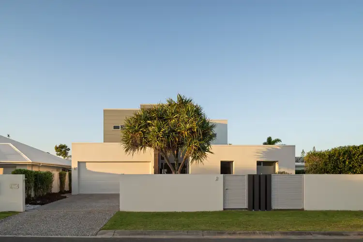 4 Echo Street, Pelican Waters QLD 4551