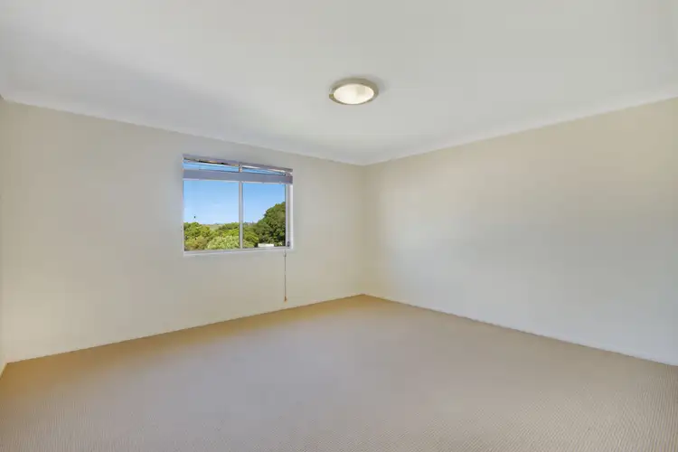 Fourth view of Homely unit listing, Unit 5/16 Anzac Avenue, Newtown QLD 4350
