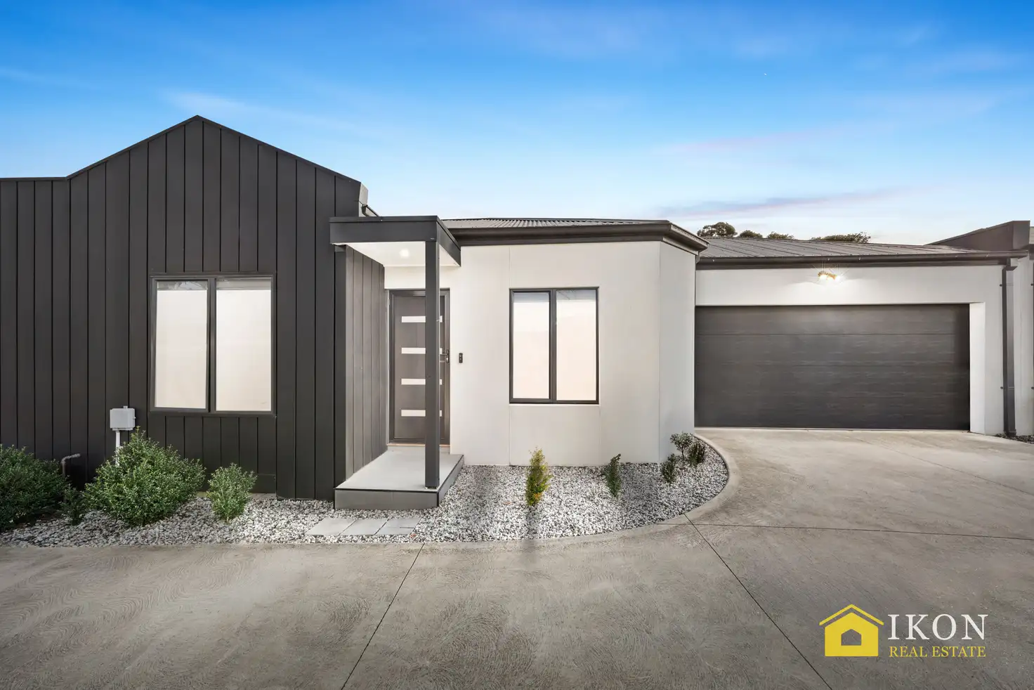 Main view of Homely townhouse listing, 4/4A STANLEY STREET, Wallan VIC 3756