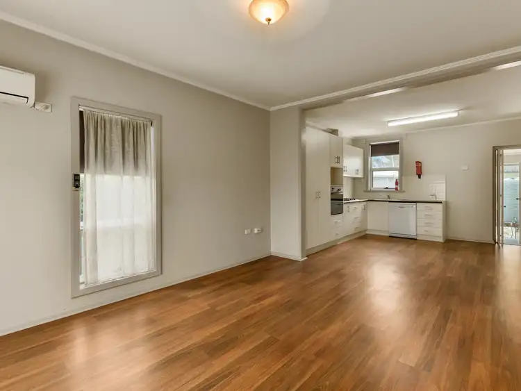 Fifth view of Homely semi-detached listing, 8 Stark Avenue, Millicent SA 5280