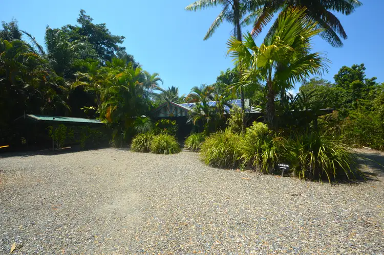 755 Ellerbeck Road, Carruchan QLD 4816