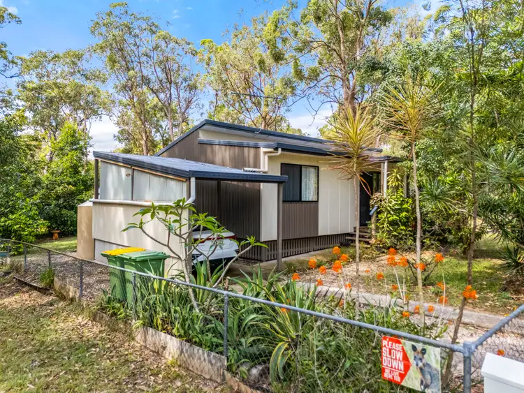 17 Cook Avenue, Russell Island QLD 4184