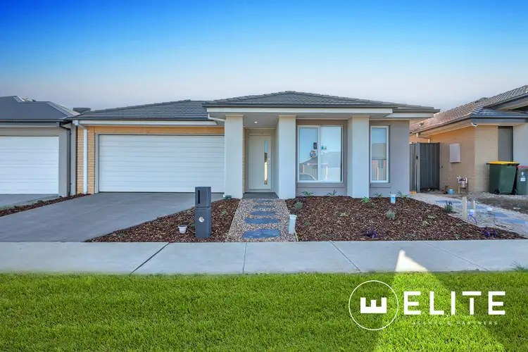 17 Arctic Street, Clyde North VIC 3978
