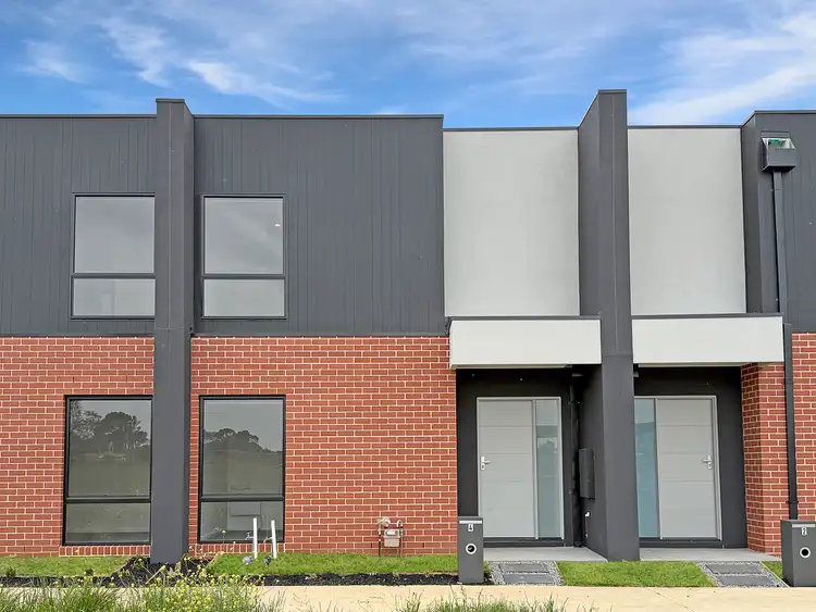 4 Avi Walk, Armstrong Creek VIC 3217