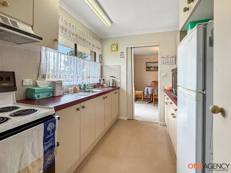 Seventh view of Homely unit listing, 6 Yongala Court, Cooma NSW 2630