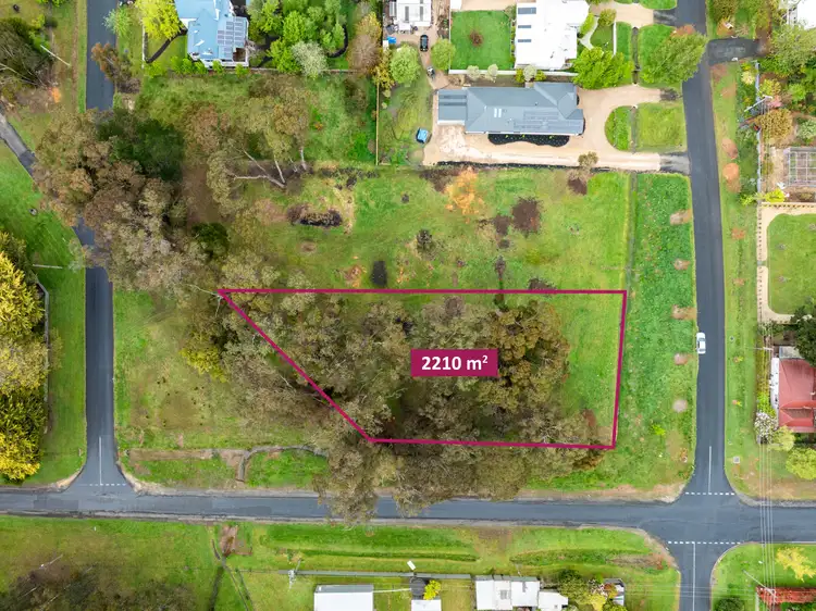 8 Bowen Street, Trentham VIC 3458