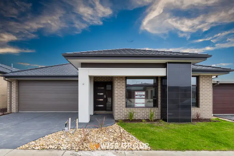 14 Mahal Drive, Clyde North VIC 3978