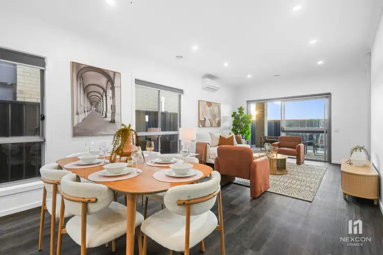 Second view of Homely house listing, 32 Buckingham Boulevard, Strathtulloh VIC 3338