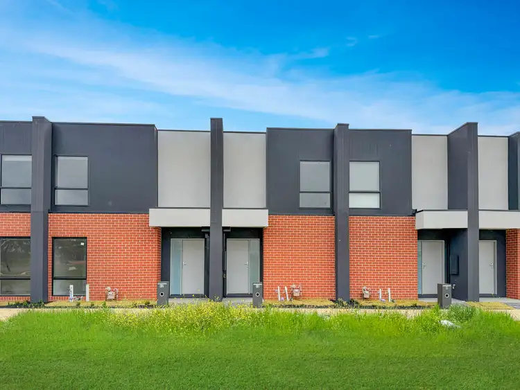 10 Avi Walk, Armstrong Creek VIC 3217