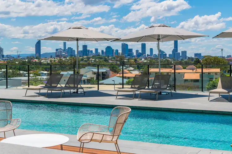 20608/300 Old Cleveland Road, Coorparoo QLD 4151