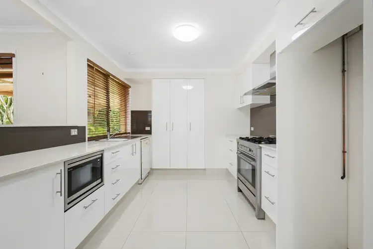 6 Hillcot Street, Currumbin Waters QLD 4223