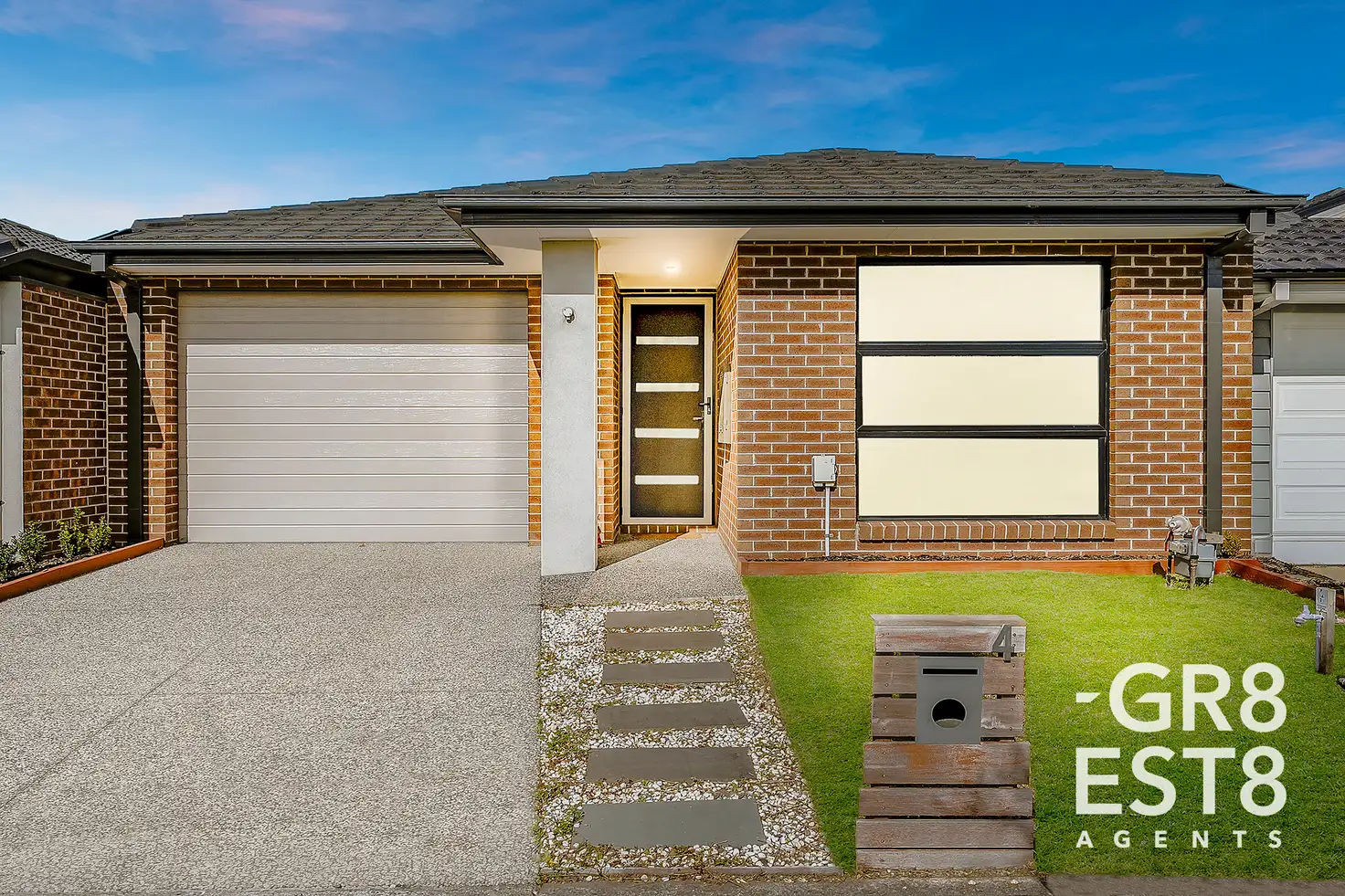 Main view of Homely house listing, 4 AQUATIC DRIVE, Cranbourne West VIC 3977