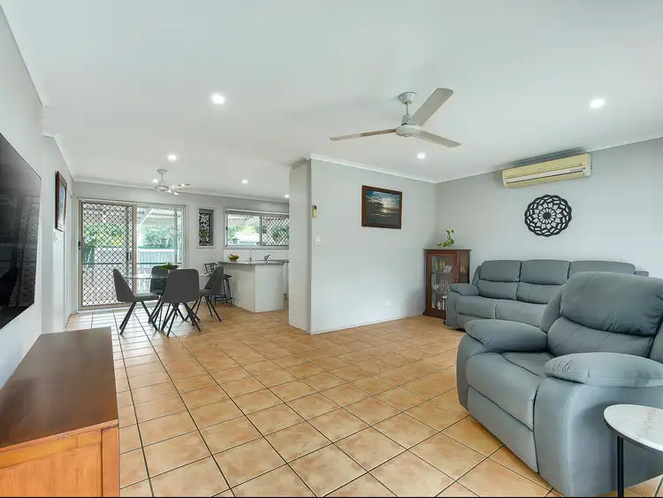 Fifth view of Homely house listing, 8 Elcho Place, Carindale QLD 4152