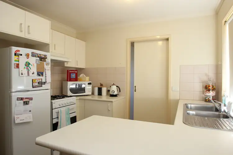 Second view of Homely unit listing, 1/20 TEMPLETON PLACE, Wodonga VIC 3690