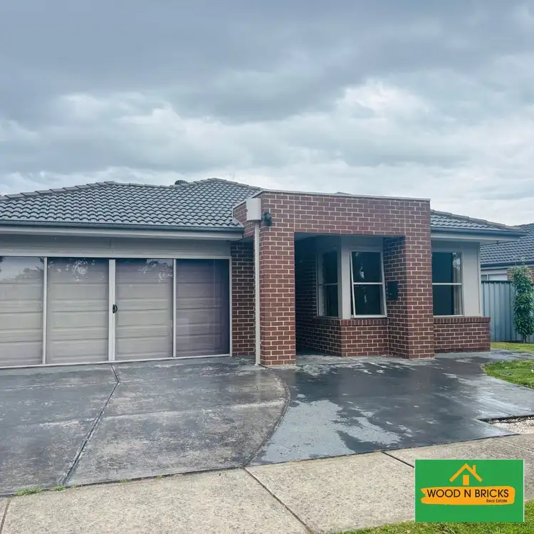 12 Cementine terrace, Cranbourne VIC 3977