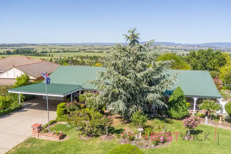 15 Beavis Place, Llanarth NSW 2795