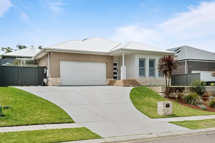 17 Sail street, Teralba NSW 2284