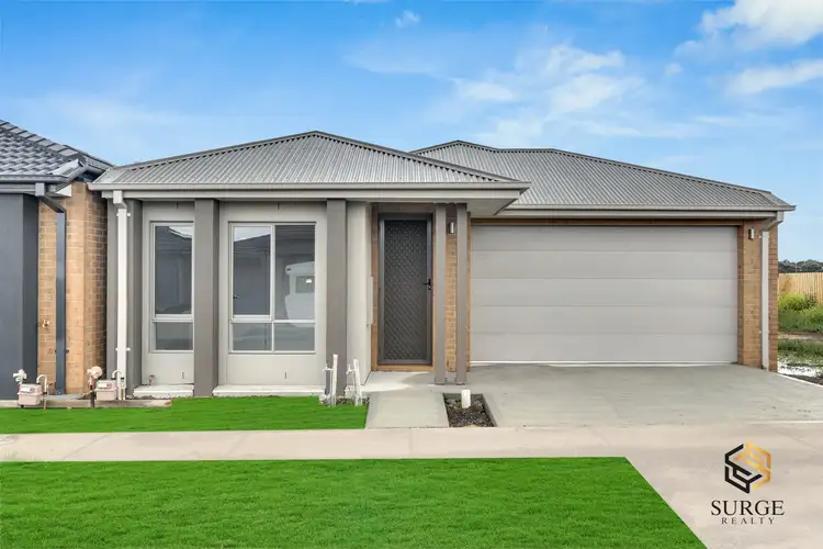 8 Petunia Crescent, Armstrong Creek VIC 3217