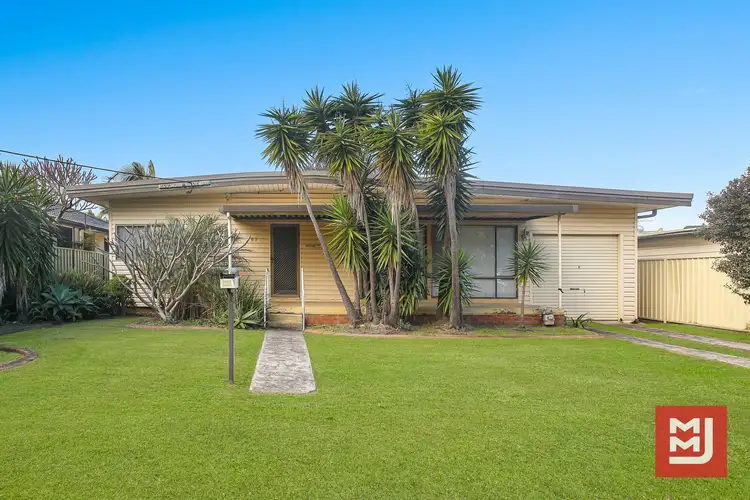 67 Kurrajong Street, Windang NSW 2528