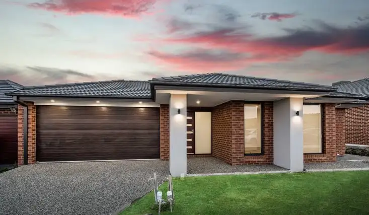 11 Oriel Road, Donnybrook VIC 3064