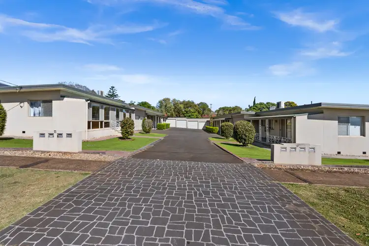 9 -11 Leichhardt Street, Centenary Heights QLD 4350