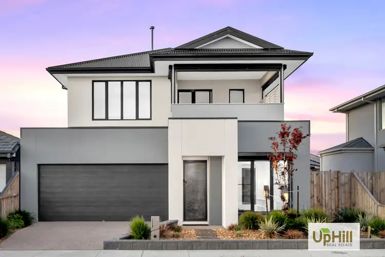 37 Parkrise Boulevard