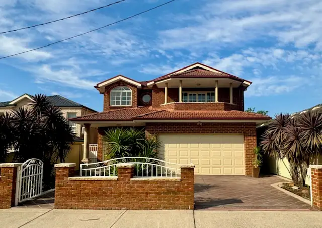 40 Burns St, Campsie NSW 2194