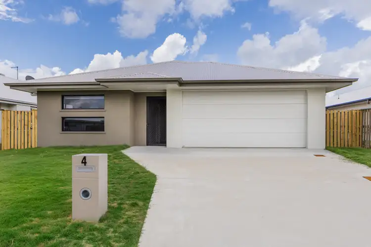 4 Henley Close, Blacks Beach QLD 4740