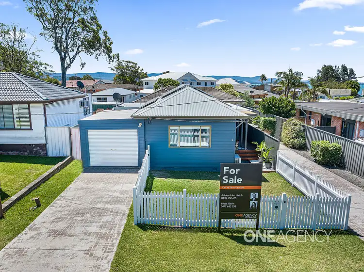 4 Barton Street, Oak Flats NSW 2529