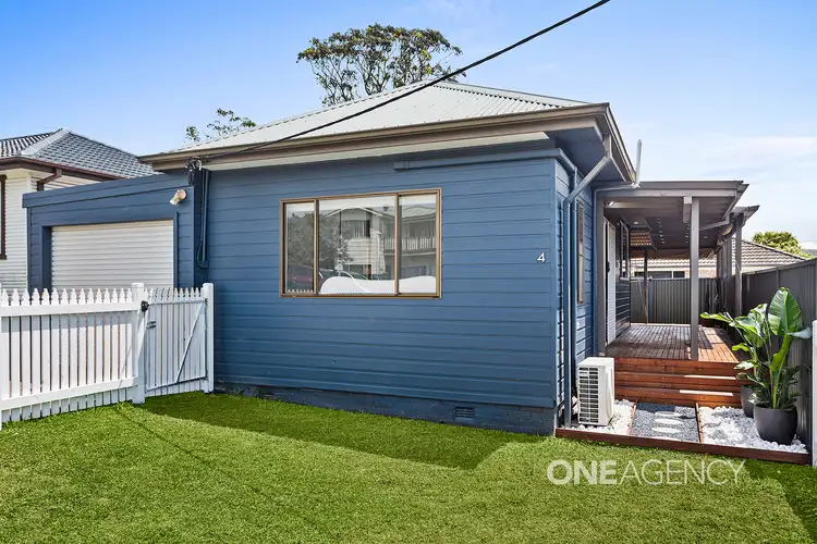 4 Barton Street, Oak Flats NSW 2529