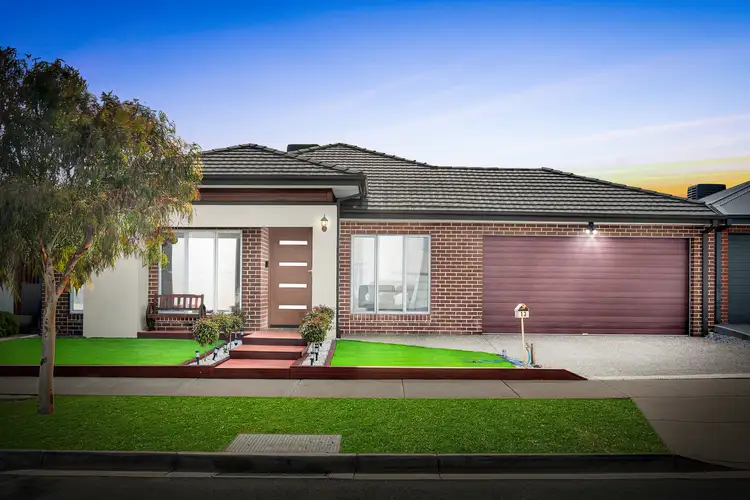 13 Garner Grove, Rockbank VIC 3335