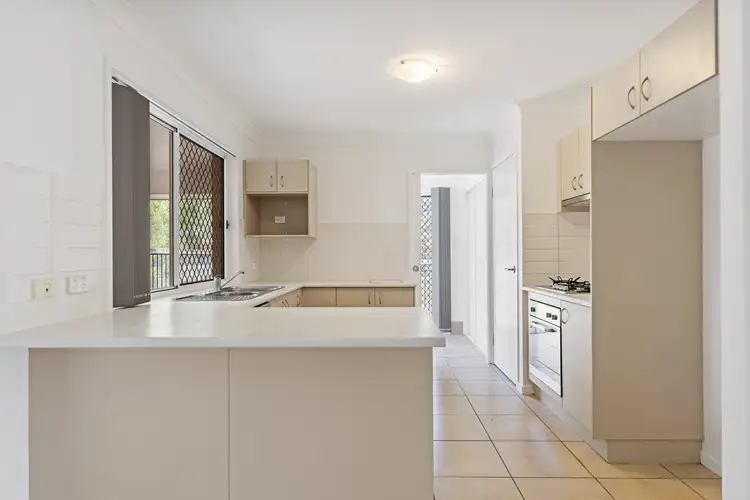 Fifth view of Homely house listing, 2 Coffey Court, Beachmere QLD 4510