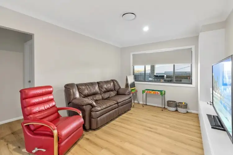 Fifth view of Homely house listing, 23 Traminer Drive, Tamworth NSW 2340