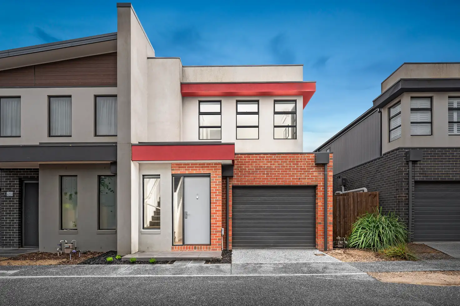 Main view of Homely townhouse listing, 18 Hakea Place, Keysborough VIC 3173