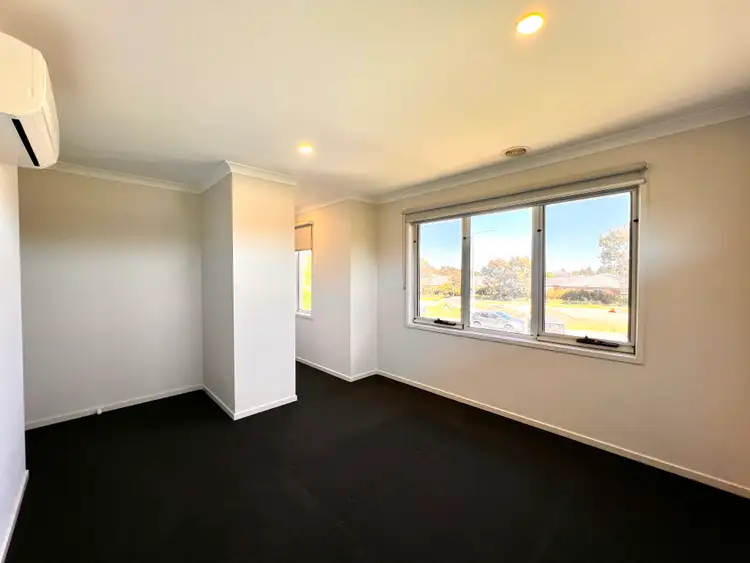 Seventh view of Homely townhouse listing, 28 Parkforest Walk, Craigieburn VIC 3064