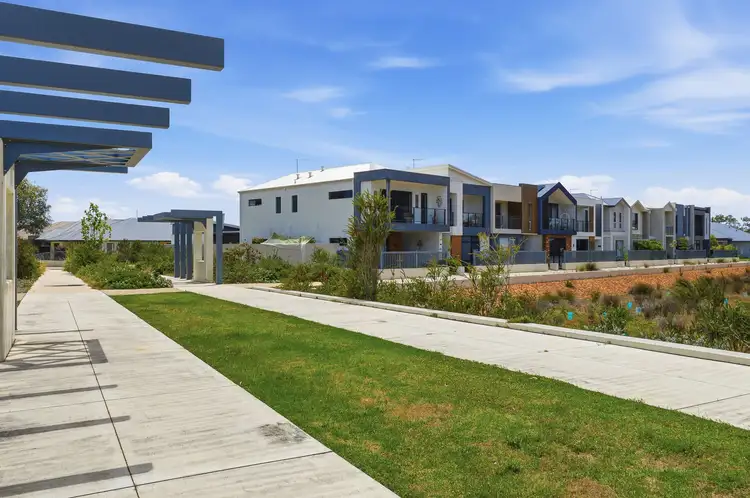 Fifth view of Homely house listing, 15 Montague Gra, Bushmead WA 6055