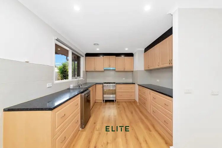 Fifth view of Homely house listing, 13 Hillman Court, Berwick VIC 3806