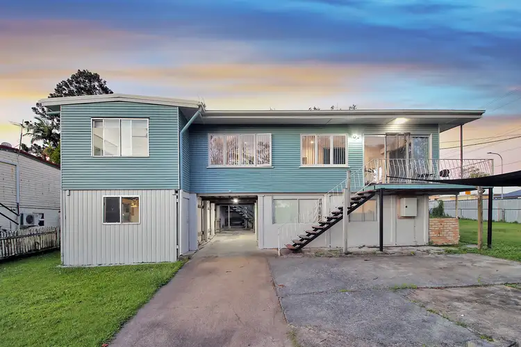 11 Elm Avenue, Woodridge QLD 4114